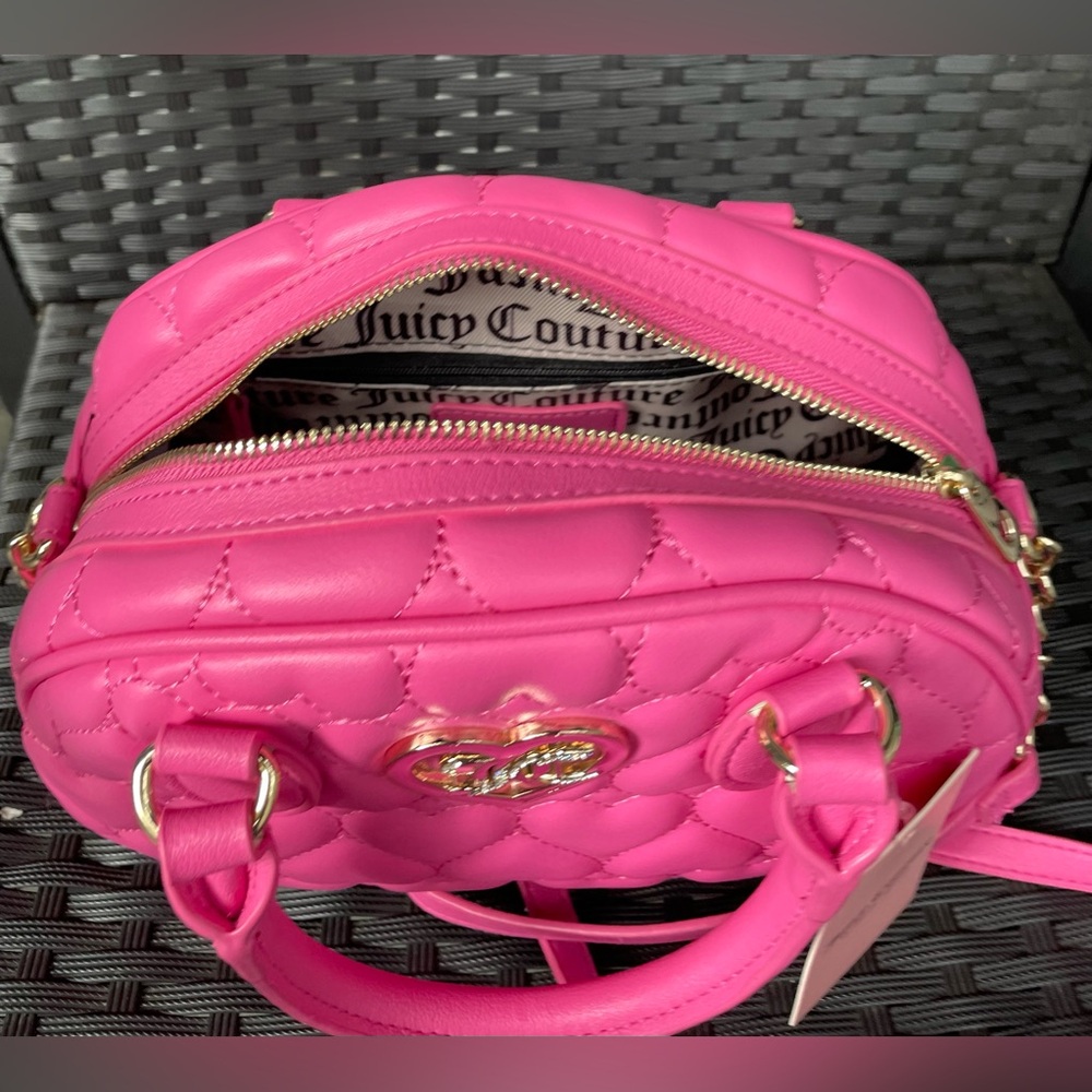 JUICY COUTURE BAG,Juicy Couture Vibrant Pink Heart Crossbody Bag - Picture 15 of 16